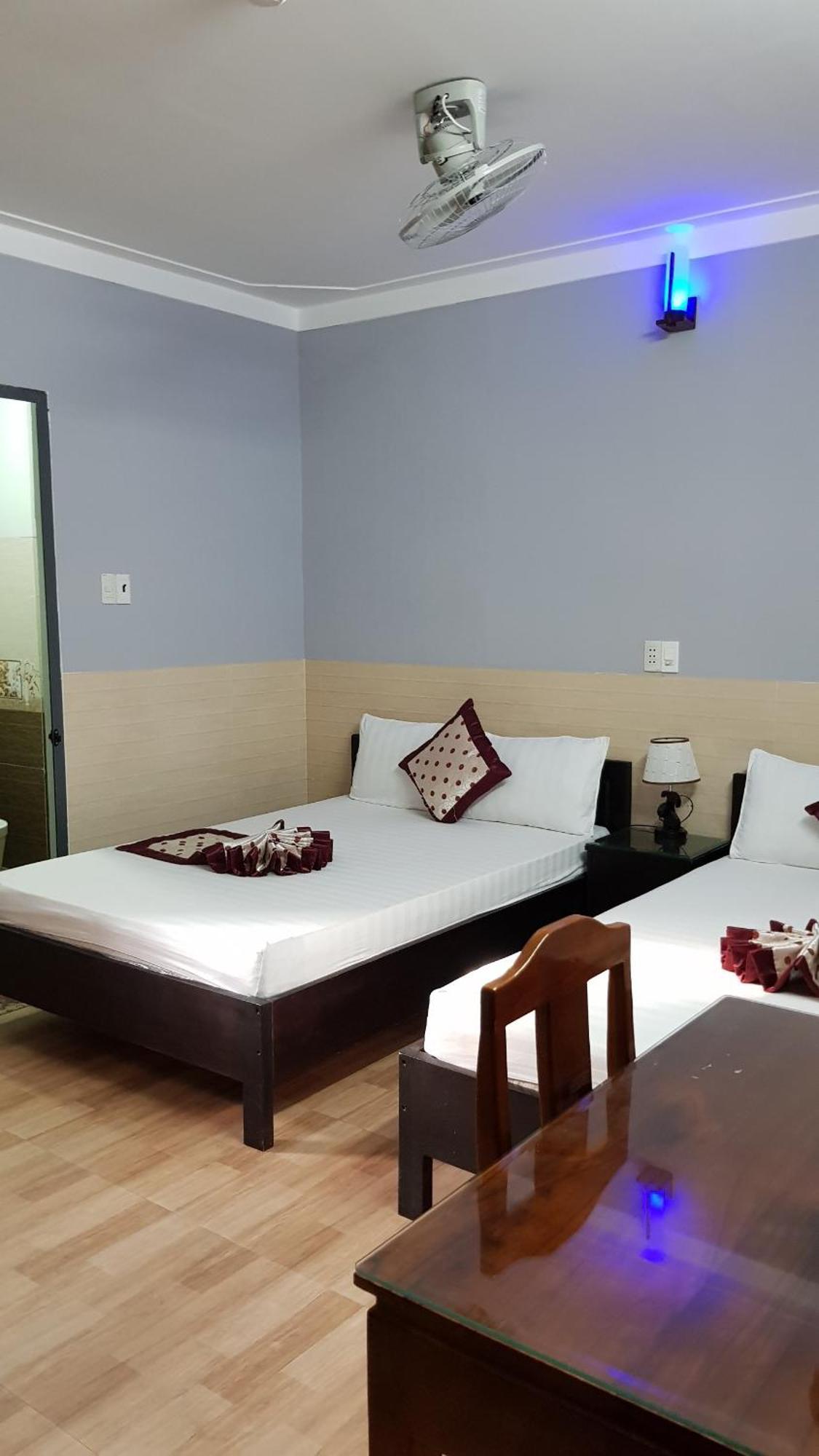Khach San Anh Dong Hotel Phan Rang–Tháp Chàm Exterior photo