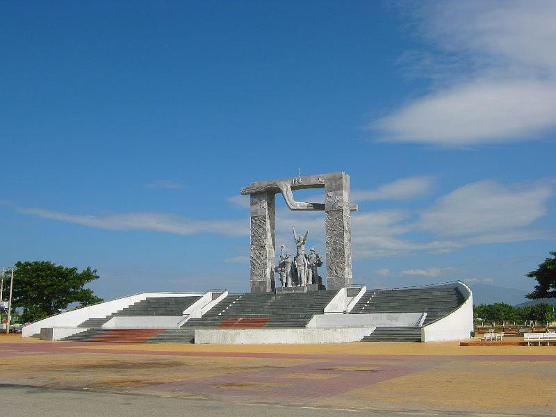 Khach San Anh Dong Hotel Phan Rang–Tháp Chàm Exterior photo